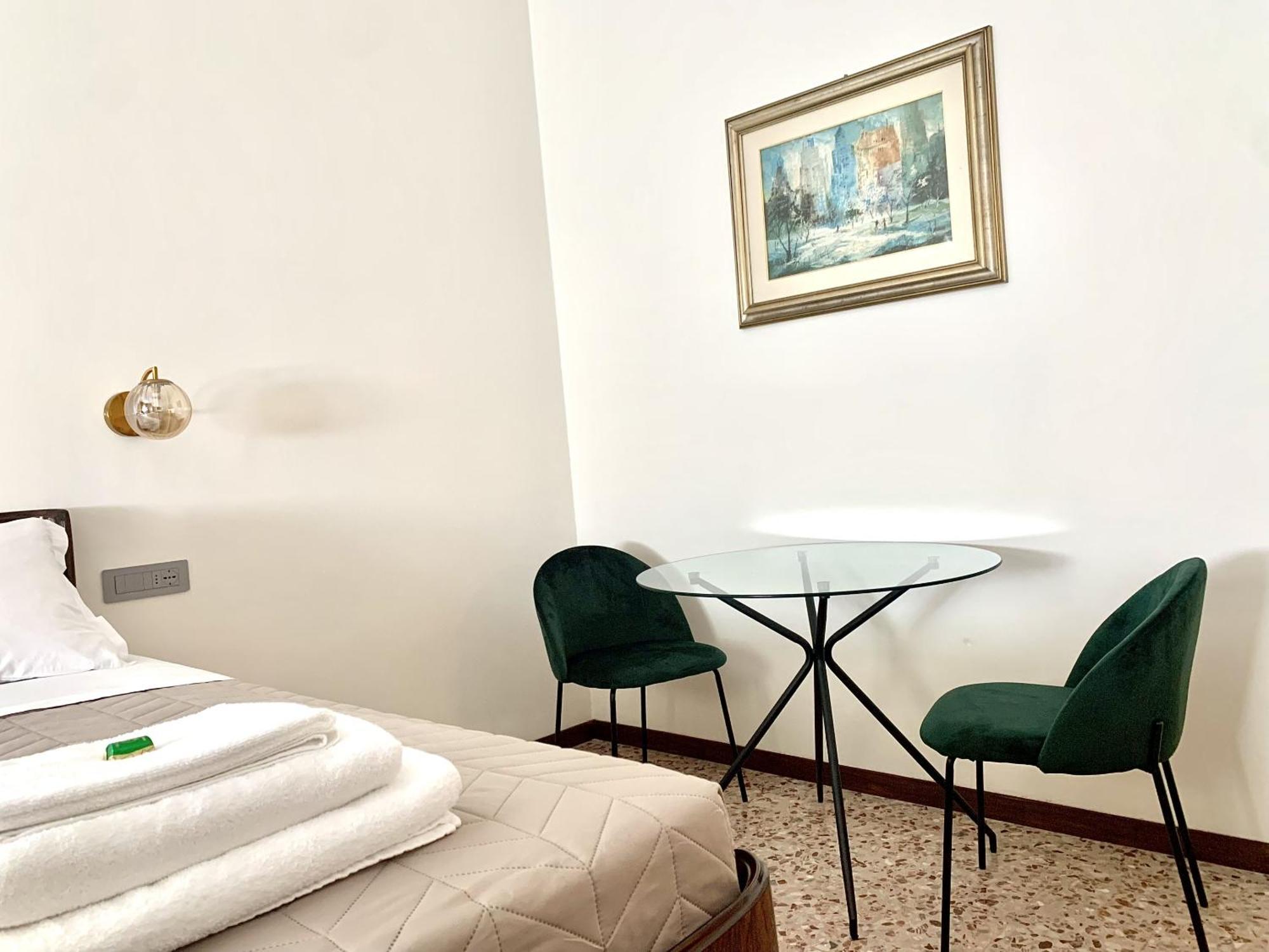 Casa Margherita Plasencia Exterior foto